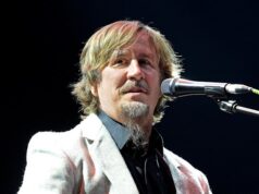 El grupo folclórico estadounidense Mountain Goats cautiva al público