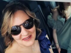 Misterio cuando la esposa y la hija del alcalde fueron ‘envenenadas con ricino’