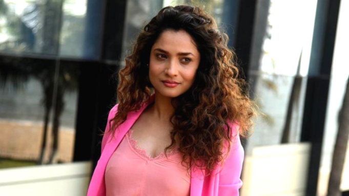 Ankita Lokhande comparte una foto de retroceso con Sushant Singh Rajput