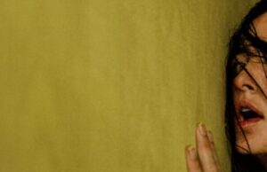 Renate Reinsve Teams con Kane Parsons y A24