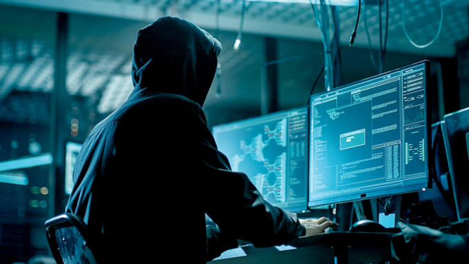 Hombre de Mumbai engañado por Rs 2,35 lakh a través de un archivo MGL .APK falso; 3 retenidos del tren