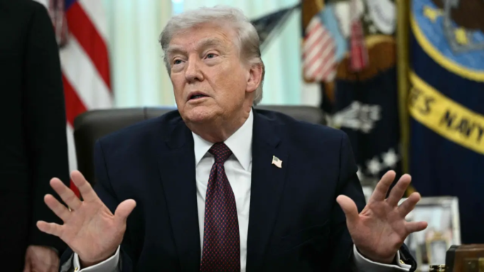 Donald Trump ordena a la Armada estadounidense bloquear el Estrecho de Ormuz tras fracasar las conversaciones con Irán