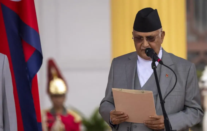Tribunal de Nepal amplía la detención del ex primer ministro Oli en una investigación sobre protestas mortales