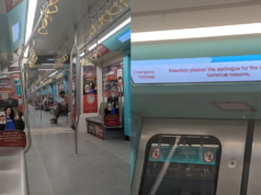 El tren Aqua Line 3 del Metro de Mumbai se para cerca de Aarey JVLR, los pasajeros enfrentan retrasos