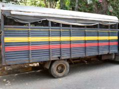 Un condenado a cadena perpetua ataca al personal de la cárcel en Thane, fichado