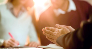 Profesor de Mumbai fue engañado en la estafa de pisos MHADA; tres reservados