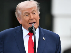 Trump dice que Irán está en “colapso” y afirma que Teherán quiere que Estados Unidos reabra el Estrecho de Ormuz