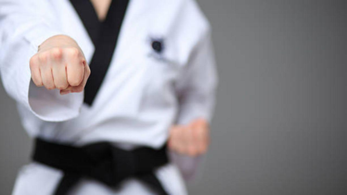 Gurnoor Kaur se convierte en el cinturón negro de Taekwondo más joven de Jammu y Cachemira
