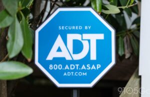 El icónico letrero de ADT ahora es una alerta exterior de ‘Live Light’ (Galería)