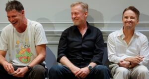 Arte en el Teatro de Comedia; Julio César en el Arts Centre Melbourne; Masayoshi Takanaka en el foro