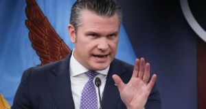 "Renuncia al uranio o lo sacaremos.": Pete Hegseth lanza un ultimátum a Irán