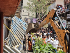 Tres heridos en enfrentamiento entre dos grupos en Dindoshi, 10 detenidos