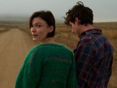 Alphabet Lane, con Tilda Cobham-Hervey y Nicholas Denton, es una mirada salvaje a lo que sucede cuando el sueño del cambio de árbol se convierte en una pesadilla.