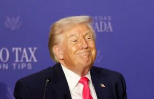 Trump y el Ministro de Relaciones Exteriores iraní dicen que el Estrecho de Ormuz está completamente abierto