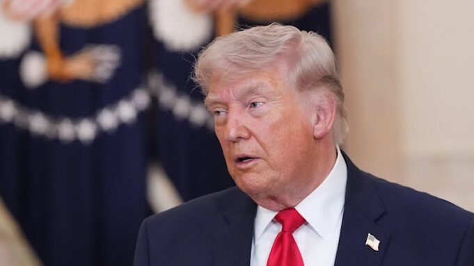 Estados Unidos e Irán reciben propuesta de paz mientras Donald Trump promete “infierno” si el Estrecho permanece cerrado