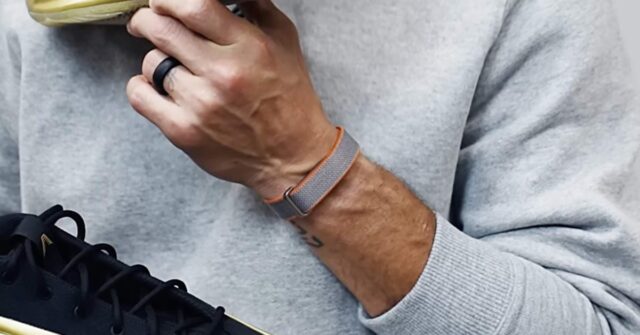 fitbit-band-steph-curry-1.jpg