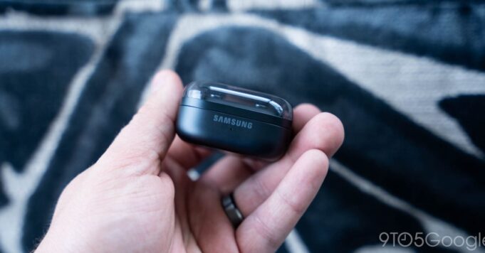 Según se informa, Samsung lanza Galaxy Buds de oreja abierta con estilo clip