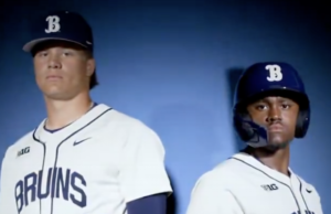 La nieta de Jackie Robinson presenta los uniformes tributo de UCLA