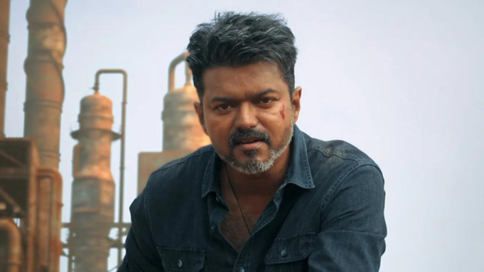Vijay visita el templo de Tiruchendur Murugan antes de los resultados de las elecciones de Tamil Nadu