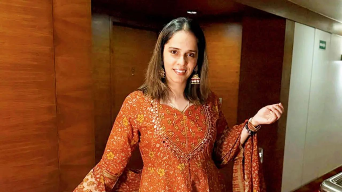 ¡La ex lanzadera Saina Nehwal lo mata en un salwar!