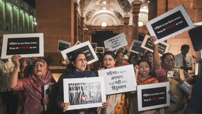 Lok Sabha rechaza el proyecto de ley de reserva de mujeres; El centro no alcanza la mayoría