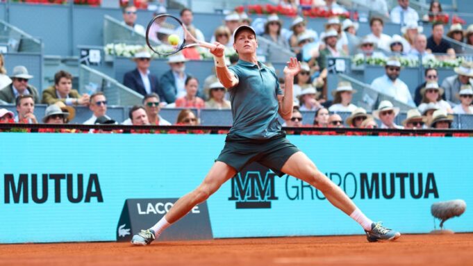 Sinner supera a Fils en la victoria número 350 de su carrera y avanza a la final del Abierto de Madrid