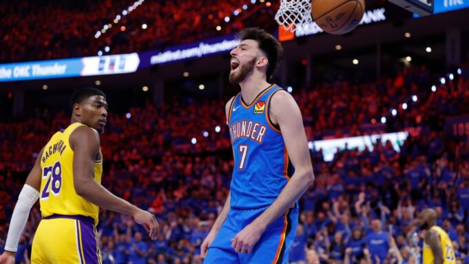 Thunder supera a los Lakers en el Juego 1 de las semifinales del Oeste