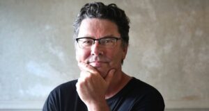 Influyente locutor y músico de ABC se despidió en el Ayuntamiento de Sydney