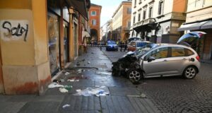 Ocho heridos, cuatro de ellos en estado crítico, al atropellar a peatones