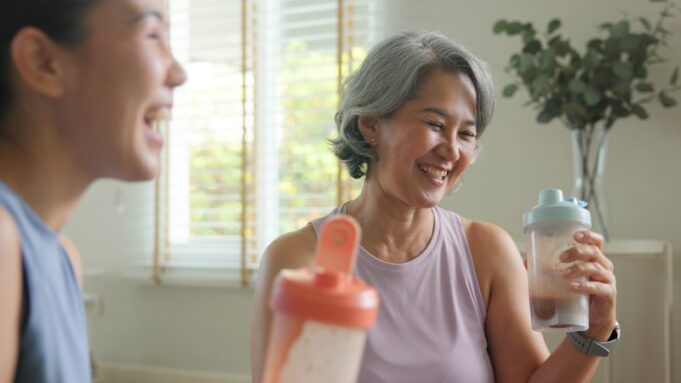 Las personas influyentes en la menopausia confían en este suplemento. ¿Vale la pena intentarlo?