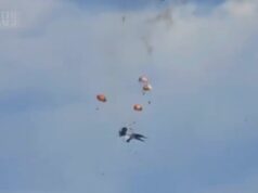 Aviones de la Armada de EE.UU. chocan en el aire en un espectáculo aéreo de Idaho
