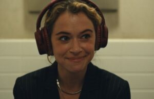 Reseña de ‘Máximo placer garantizado’: el alegre thriller de Tatiana Maslany