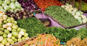El calor del verano y los costos del combustible impulsan un fuerte aumento en los precios de las verduras