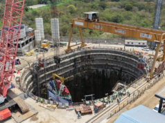 Proyecto de tren bala: cabezal de corte de tuneladora de 350 toneladas bajado en el sitio del túnel de Vikhroli