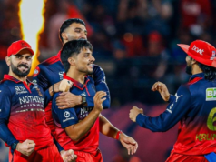 Los Gujarat Titans alcanzan 70 carreras por la pérdida de seis terrenos en 10 overs contra Royal Challengers Bengaluru
