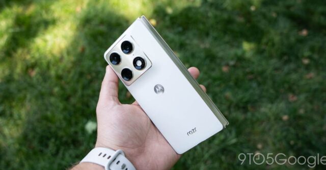 motorola-razr-fold-white-7.jpg