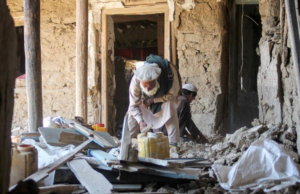 Afganistán protesta contra los ataques paquistaníes en Paktia, Paktika y Kunar tras la muerte de 36 civiles