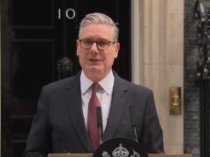 Dimite el primer ministro británico, Keir Starmer