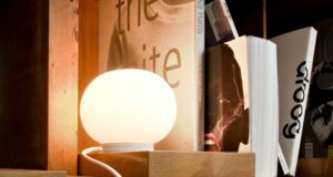 Por qué los expertos dicen que deberías deshacerte de la luz grande y colocar capas de lámparas para lograr un mejor ambiente