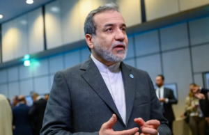 El canciller iraní Abbas Araghchi insta a la cautela mientras continúan las conversaciones nucleares con Estados Unidos