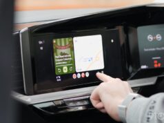 El error de Android Auto deja a Google Maps en modo día por la noche
