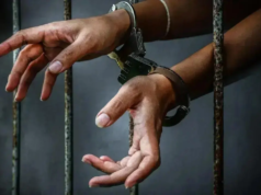 Profesor de Mumbai presenta un caso de acoso por dote contra su marido y sus suegros