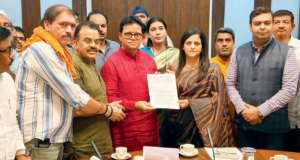 El organismo cívico de Mumbai emitirá códigos QR a vendedores ambulantes con licencia a partir del 10 de junio