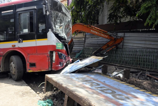 RTO descarta falla mecánica en el accidente del autobús Dadar BEST; aviso al conductor