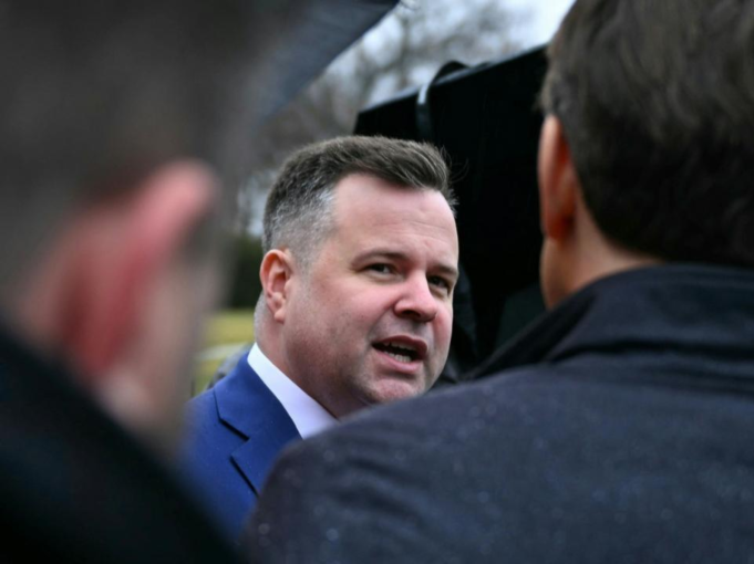 El jefe de inteligencia elegido por Trump, Bill Pulte, enfrenta escrutinio por sus calificaciones