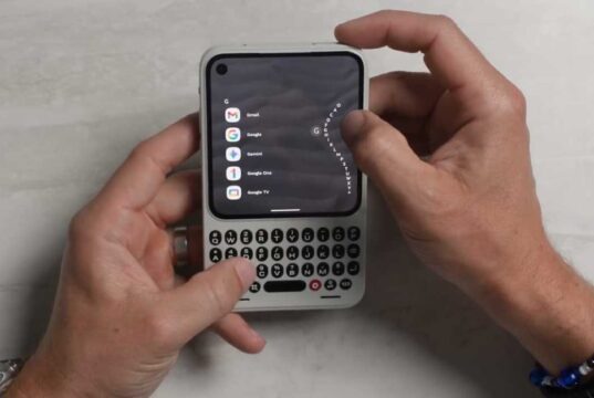 Se demostró a primera vista un Clicks Communicator en funcionamiento