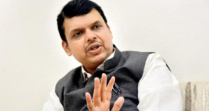 Maharashtra CM Fadnavis ordena la finalización oportuna de los proyectos de remodelación del metro de Mumbai, el túnel gemelo y Dharavi