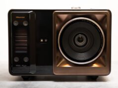 Hisense XR10 combina potencia pura con energía de “simplemente pégalo en cualquier lugar”