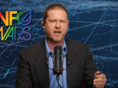 Entrevista a Tim Heidecker sobre el reinicio de InfoWars
