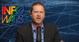 Entrevista a Tim Heidecker sobre el reinicio de InfoWars